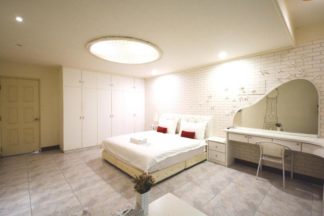 Ariyoshi Ya Daire Tainan Dış mekan fotoğraf