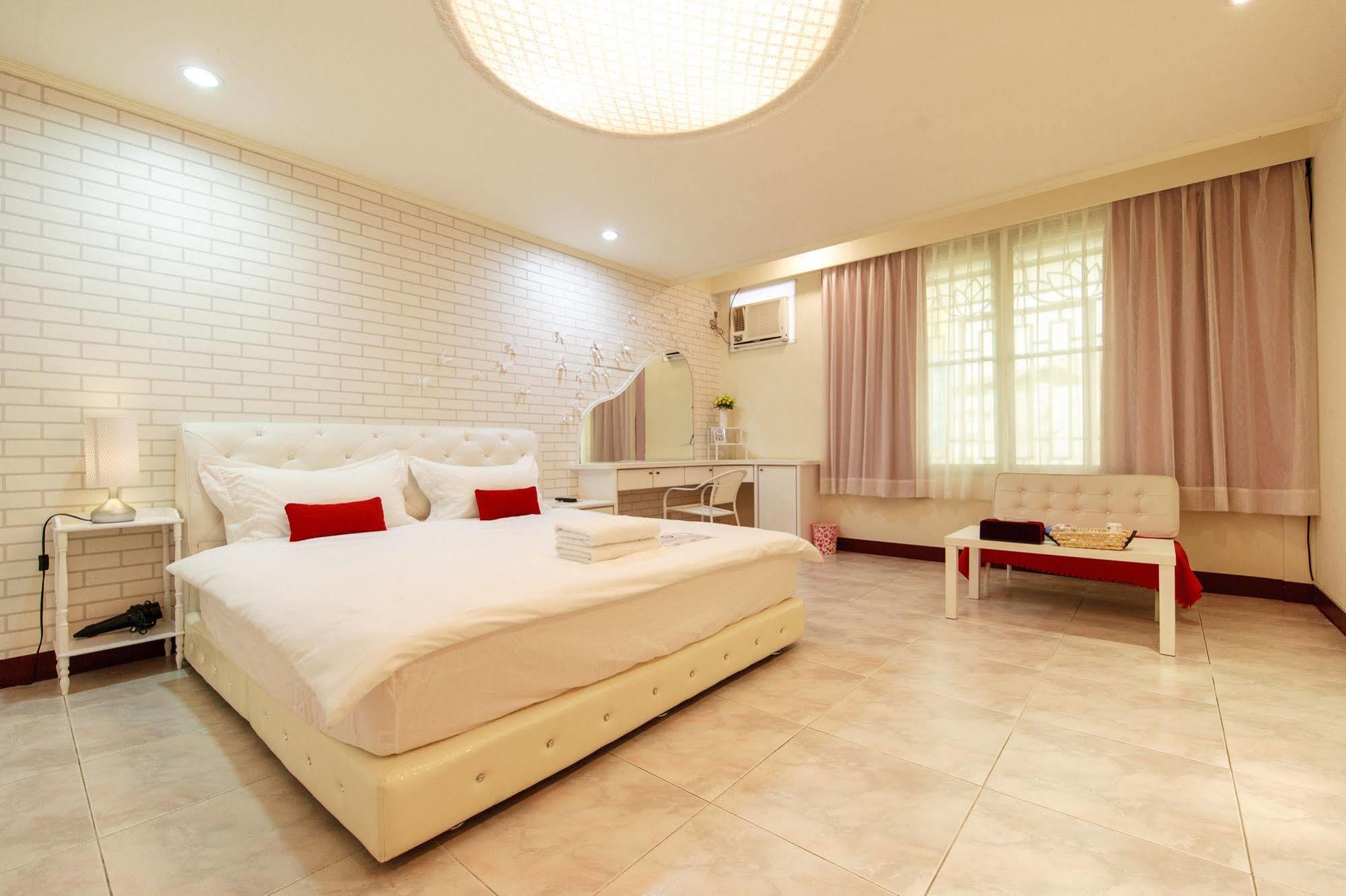 Ariyoshi Ya Daire Tainan Dış mekan fotoğraf